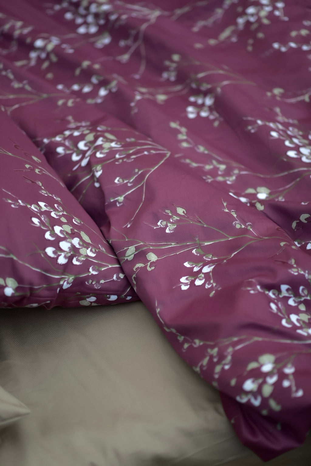 Willow bloom - 7 piece Comforter set